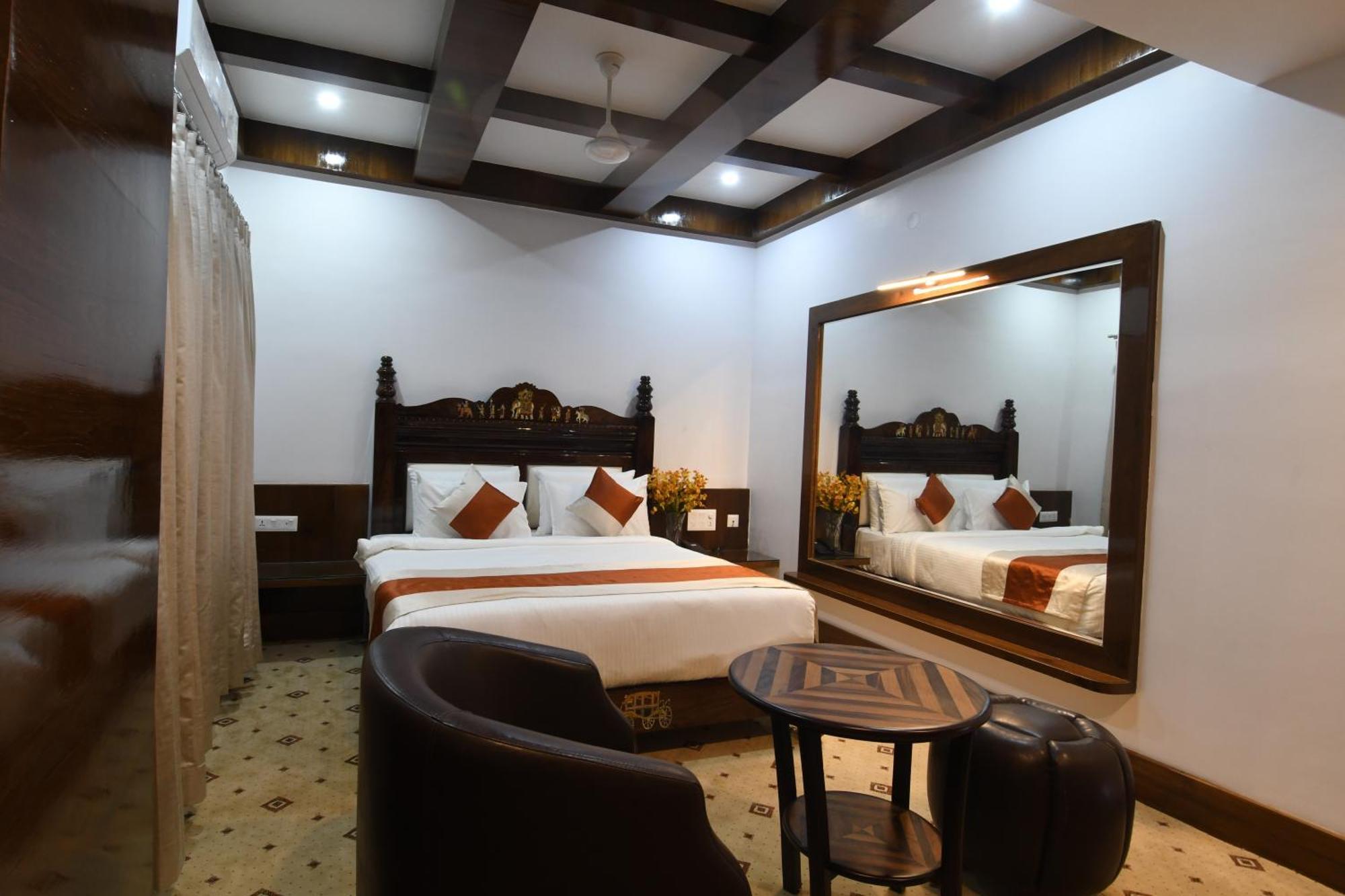 Hotel Lok Sagar Maisur Dış mekan fotoğraf