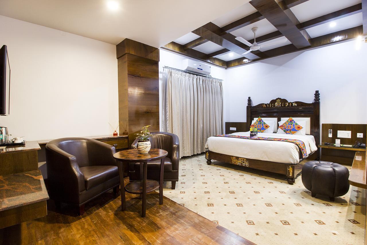 Hotel Lok Sagar Maisur Dış mekan fotoğraf